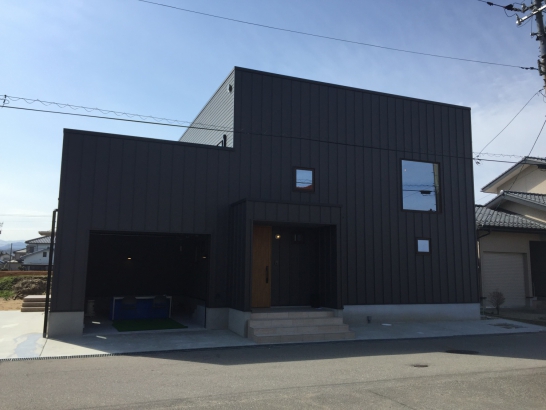 33 I House Zero Cube Malibu Garage Box 株式会社 伊地知組 お客様の想いをカタチに