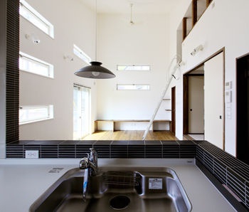 キッチン 株式会社ホームライフの施工事例 「スタイリッシュな平屋」をモチーフとした商品「ノベル」をベースにしたシンプル住宅
