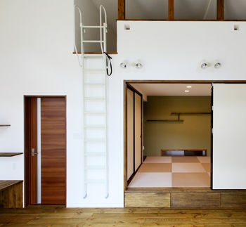 和室 株式会社ホームライフの施工事例 「スタイリッシュな平屋」をモチーフとした商品「ノベル」をベースにしたシンプル住宅