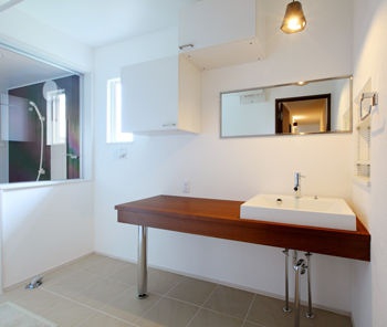 洗面室 株式会社ホームライフの施工事例 「スタイリッシュな平屋」をモチーフとした商品「ノベル」をベースにしたシンプル住宅