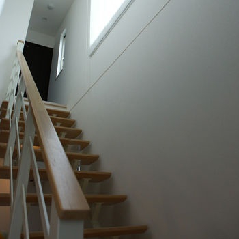 階段 株式会社ホームライフの施工事例 遊び心満載のオシャレなローコスト住宅