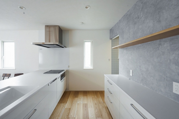 キッチン 株式会社ホームライフの施工事例 子育て家族がおしゃれに楽しく暮らせるシンプルデザインが心地好い寛ぎの家