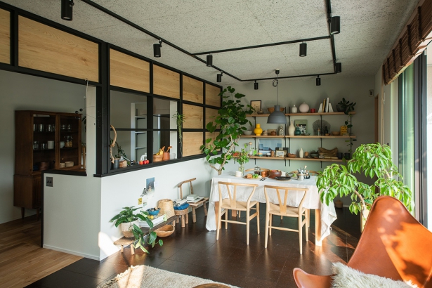 カフェスタイルのLDK PLANTS PLANT株式会社の施工事例 【AM6仕様】GREEN HOUSE グリーンハウス