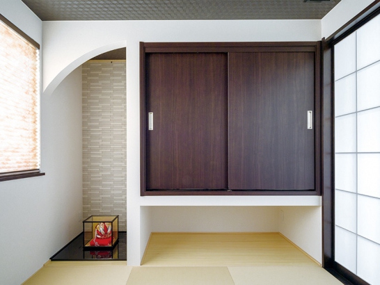 モダンスタイルの和室 三井ホーム株式会社の施工事例 明るい陽光に満ちた西海岸スタイルの家