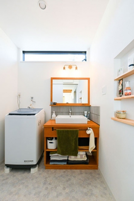 洗面室 株式会社穂高住販の施工事例 まるで京町屋のようなレトロモダンハウス
