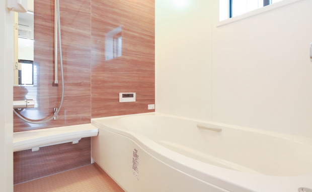 浴室 株式会社穂高住販の施工事例 テーマは木のぬくもりが伝わる北欧の家
