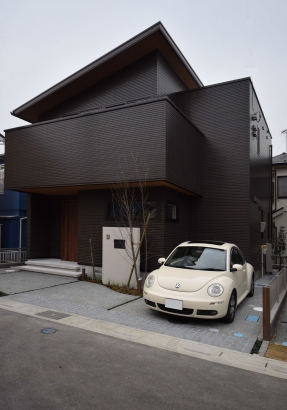  積水ハウス株式会社　埼玉支店の施工事例 涼台のある家